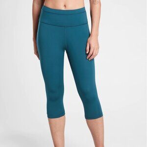 Athleta Teal Cropped Leggings